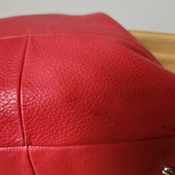B. Makowsky Lipstick Red Textured Leather Shoulder Bag Adjustable Strap Purse - Picture 9 of 14
